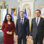 Kurti o vraćanju 24ha Dečanima: Spreman sam da započnem razgovore sa Crkvom na Kosovu da nađemo rešenje, ali Srbija da se ogradi od Miloševića