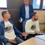 Pink se predstavio REM-u, Manojlović majicom podsetio na spot protiv Ivanovića