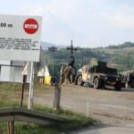Borelj: Imamo dogovor, Srbija se složila da ukine dokumenta za ulazak-izlazak, ni Kosovo neće da traži ista Pripadnici američkog KFOR-a kod Jarinja