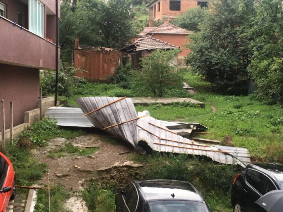 šteta na zgradi, nevreme, kosovska mitrovica