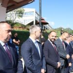 SL sumnja da je policajac sam podmetnuo požar u kući u Leposaviću, da bi Svećlja mogao da napadne Vučića