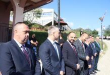 SL sumnja da je policajac sam podmetnuo požar u kući u Leposaviću, da bi Svećlja mogao da napadne Vučića