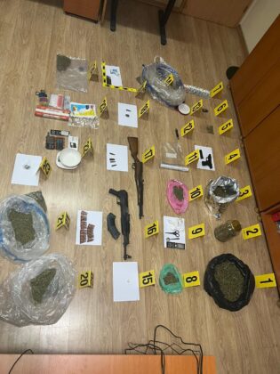 Zaplena Pri&scaron;tina prizren droga oružje novac