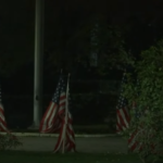 Američke zastave u dvorištu kosovske vlade: Poruka Kurtiju da ne izlazi van okvira podrške SAD Klan Kosva američke zasatave SAD
