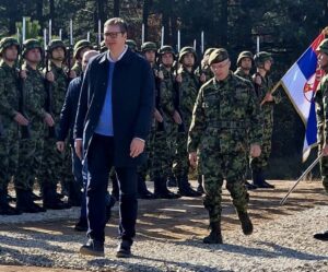 Vučić i vojska