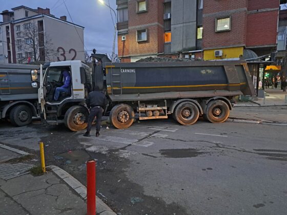 barikade km mitrovica