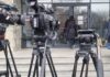 Apel medijskih profesionalaca da se obustavi finansiranje medija koji su kršili zakon novinari kamera press mediji