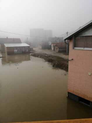 Bošnjačka poplava reka ibar most istočni