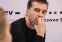 Manojlović o kosovskoj priči: Bermudski trougao koji guta živote i sudbine Savo Manojlović