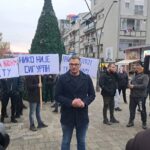 Arsenijević sa protesta: Prekinuti pregovore dok se ne formira ZSO, novi sporazumi donose „deceniju pakla“
