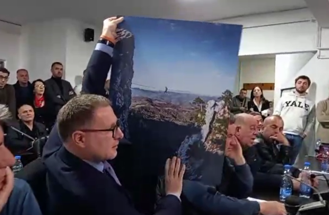 Mijačić javna rasprava zubin potok fotografija berim via ferata
