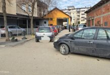 „KM ostaje“: Sutra ističe rok za (pre)registraciju uz olakšice? Redovi ispred AMSS