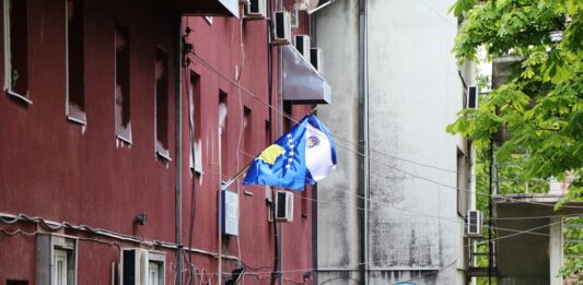 policijska stanica zastava Kosovo