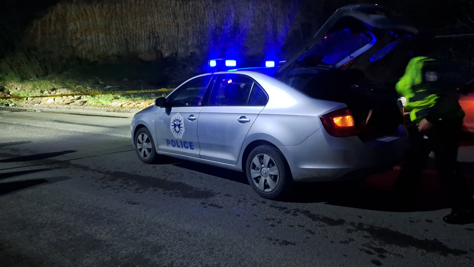 kosovska policija noć