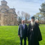 Hovenijer sa vladikom Teodosijem u Gračanici: Incident paljevine crkve u Prizrenu zabrinjavajuć, pozivam vlasti da istraže