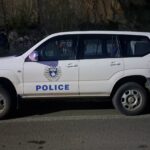 Saobraćajna nezgoda između voza i automobila kod Slatine, nema povređenih kosovska policija noć