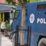 Kosovo Office: One of the two individuals arrested this morning is a former police officer, both are IDPs Zvečan specijalci 27. 5