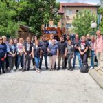 UNS: Podržavamo grupu novinara srpskih redakcija koji su osudili napade na vlasnika kafića u Zvečanu kojeg optužuju da je „izdajnik“