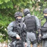 Iz ugla KP: Tražili smo da puste gradonačelnike, oni nas napali, pa smo reagovali u samoodbrani Zvečan opština upad u institucije