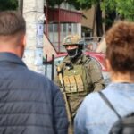 Stručnjak za bezbednost: Kurti prešao crvenu liniju za Stejt Department, da stavi prst na čelo Zvečan opština upad u institucije