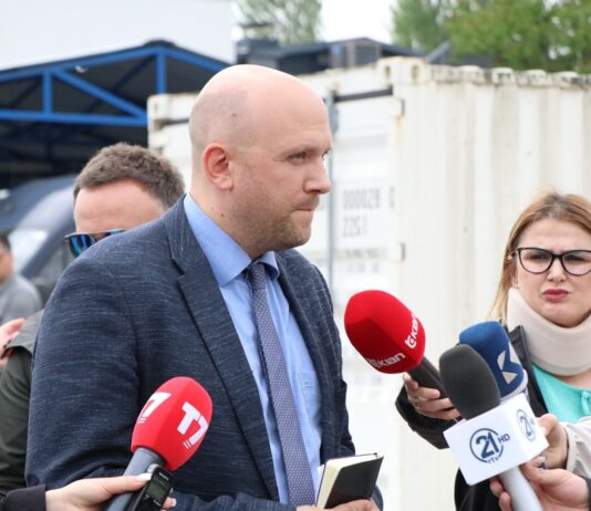 Saracin: Kosovo ne može da blokira regionalno tržište; Ne možemo da dajemo poklone onima koji ne vole Deda Mraza Saracin emanuel