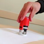 Pečat opštine S.Mitrovica promenjen od „Administrativna kancelarija“ u „Republika Kosovo“ pečat