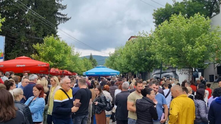Zvečan Protest skup uhap&scaron;eni Rado&scaron; Du&scaron;an