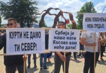 Na Severu danas referendum za smenu albanskih gradonačelnika uz bojkot Srba Građani Srbi skup mitrovica