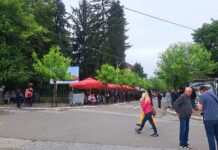 Iz apoteke „Moć prirode“ u Zvečanu ukradeno 3.170 evra, lopov ušao kroz prozor