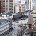 Nakon povlačenja iz Beograda, suprug Vjose Osmani pozvao Kušnera da izgradi Tramp hotel u Prištini