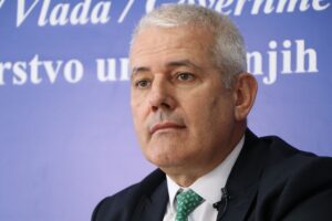Svečlja o privođenju Popovića: "Nećemo tolerisati skrnavljenje rata OVK"