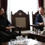 Britanski ambasador u poseti prizrenskoj Bogosloviji