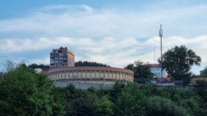 Uhapšeni korektivni službenik osumnjičen za pomaganje u bekstvu zatvorenika