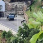 Naoružani maskirani ljudi provalili zaključanu manastirsku kapiju Banjske, iguman i vernici zaključani u konaku, Eparhija izrazila saučešće zbog ubijenog policajca
