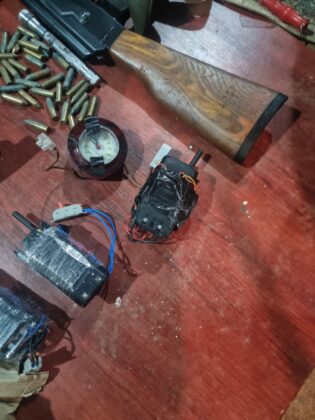 zolje oprema oružje zaplena tri solitera