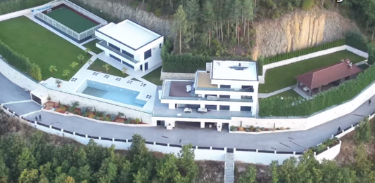Vila RADOIćić