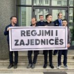 PSD i AAK dočekivali poslanike LVV sa medaljama i cvećem i čestitali im zbog „truda“ da se formira ZSO PSD akcija Režim zajednice