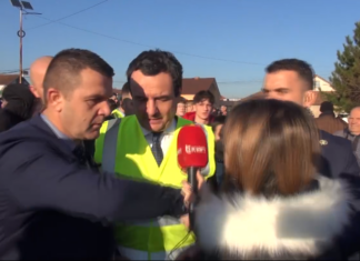 AGK: Novinarku TV Klan obezbeđenje premijera odgurnulo kada je htela da postavi pitanje, policija da ispita