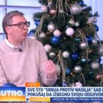 Vučić kaže da će odluka o uklanjanju stikera sa RKS tablica doneti korist srpskom narodu