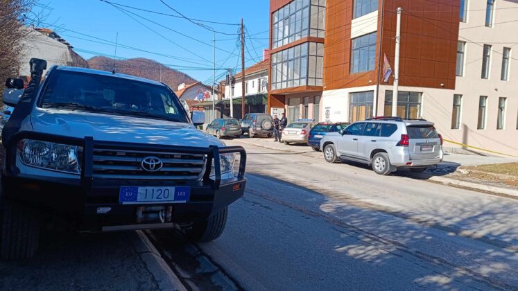 Zvečan pretres Eulex