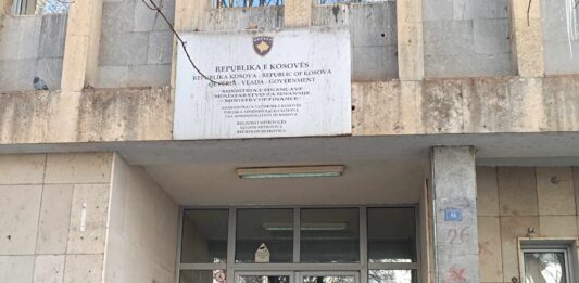 Poreska administracija u Južnoj Mitrovici