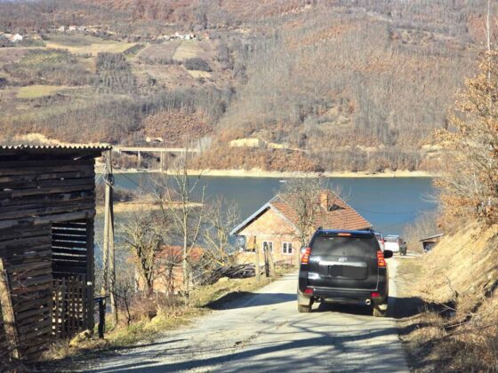 Svećlja Krasnići Hodža Sever Brnjak poseta obilazak krijumčarenje