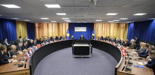 Kosovska vlada sastanak Kurti Bisljimi Murati ambasadori otpravnici poslova