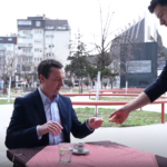 Kurti na srpskom: Kampanja protiv uredbe da bi se nastavilo finansiranje terorizma, digle tenzije, ne zabranjujemo BG da pomaže Srbima Aljbin Kurti dinari CBK Uredba