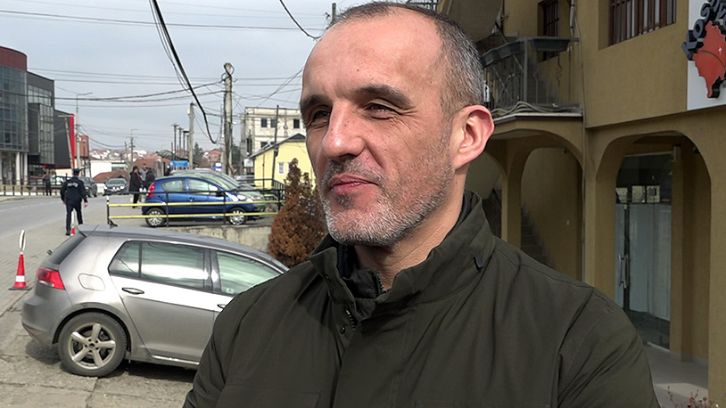 Povernik za jezike Slaviša Mladenović