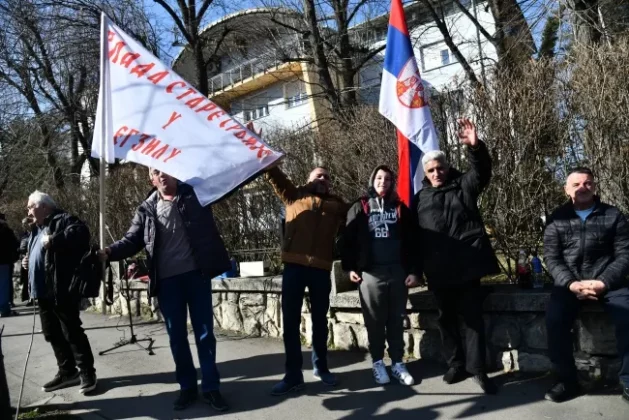 Protest raseljenih Srba