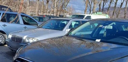 Zaplenjeni automobil