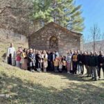 Sveštenici sa vernicima posetili hram Sv. Petra i Pavla u selu Brod kod Štrpca Moleban Sveštenici i vernici okupili su se juče u hramu Svetih Petra i Pavla u selu Brod