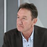 Krstić: I Srbi i Albanci žrtve dva režima kojima upravlja konflikt menadžment grupa za Kosovo Branislav Krstić