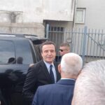 Kurti iz Mitrovice: Glavna briga Beograda ta što ljudi koji nisu ni lekari ni nastavnici neće moći da dobijaju keš, imaju posebne registre za koje se ne zna Aljbin Kurti Sever